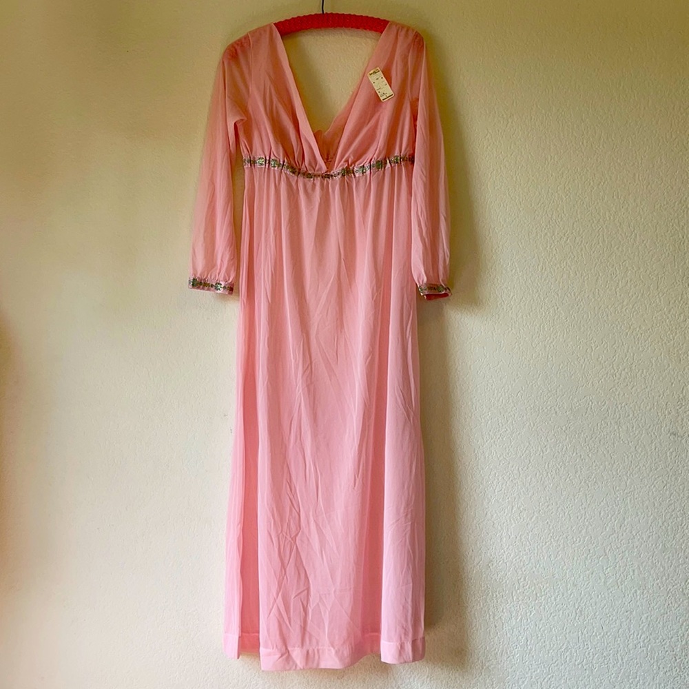 NWT Dead Stock 70s Negligee
